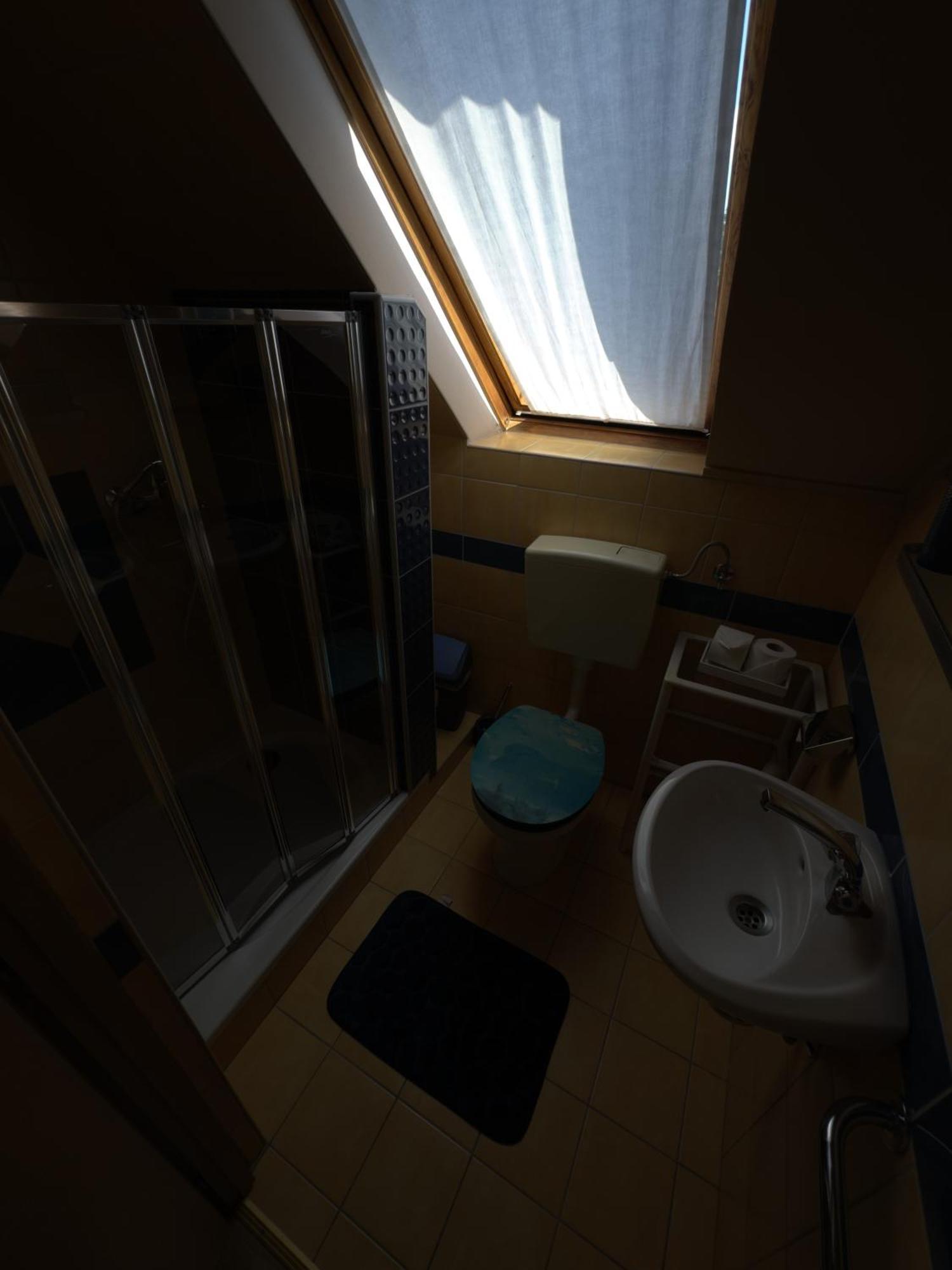 Rozsa Apartman 2 Alsóörs Værelse billede