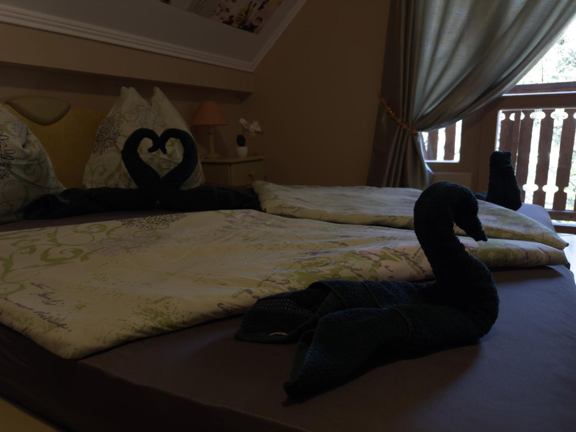 Rozsa Apartman 2 Alsóörs Værelse billede